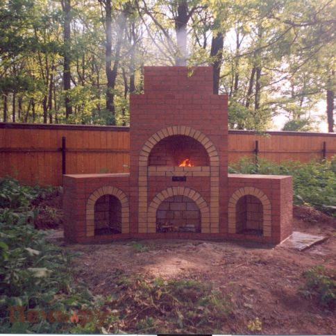 Кирпичная печь барбекю, арт. 246464 фото